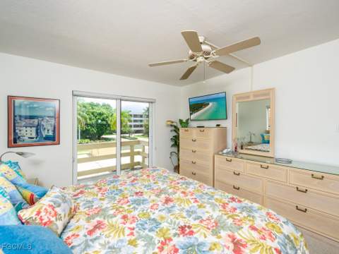 1610 Middle Gulf Dr E-4, Sanibel FL - photo 17 of 36
