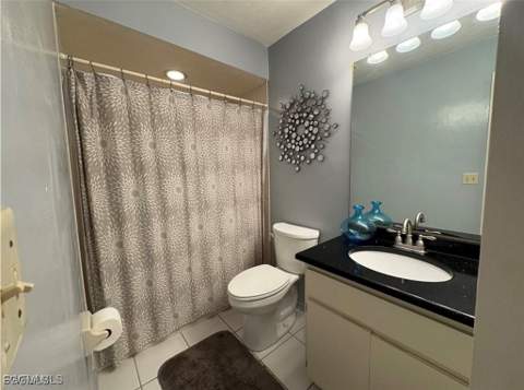 11170 Caravel Cir 210, Fort Myers FL - photo 11 of 41