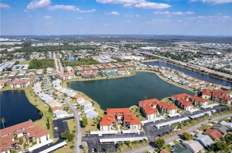 11170 Caravel Cir 210, Fort Myers FL - photo 18 of 41