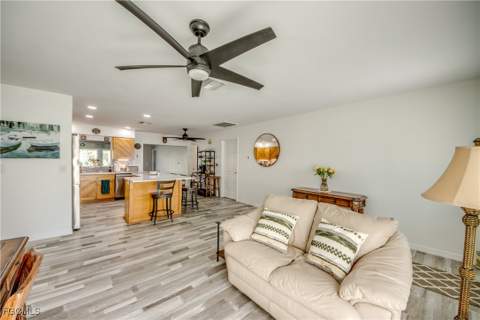 445 Donora Blvd, Fort Myers Beach FL - photo 11 of 44