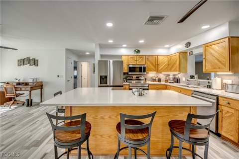 445 Donora Blvd, Fort Myers Beach FL - photo 14 of 44