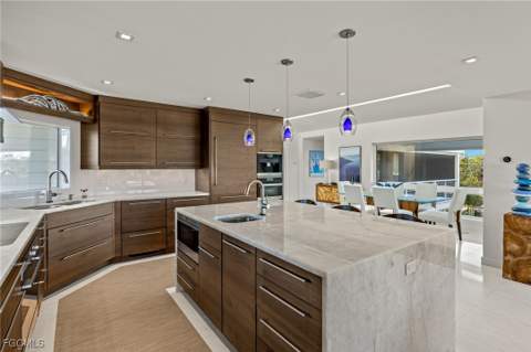 1290 Bay Dr, Sanibel FL - photo 6 of 44