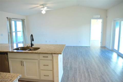 9006 Bamboo Cir, Labelle FL - photo 12 of 30