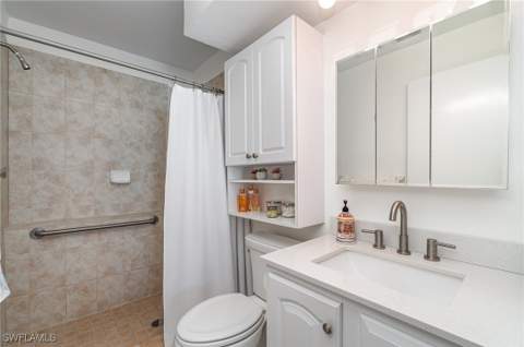 1781 Pebble Beach Dr 206, Fort Myers FL - photo 15 of 31