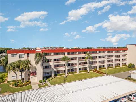 1781 Pebble Beach Dr 206, Fort Myers FL - photo 20 of 31