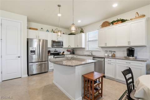 16083 Mistflower Dr, Alva FL - photo 15 of 50