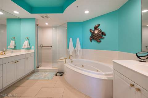 455 Cove Tower Dr 1101, Naples FL - photo 21 of 49