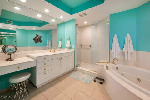 455 Cove Tower Dr 1101, Naples FL - photo 22 of 49