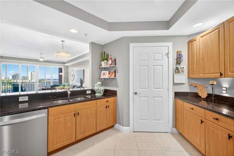 2743 1st St 701, Fort Myers FL - photo 13 of 31