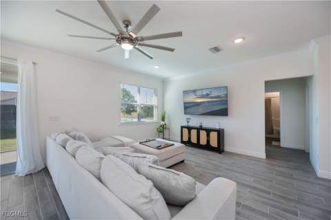 2244 NW 4th Ter, Cape Coral FL - photo 15 of 45