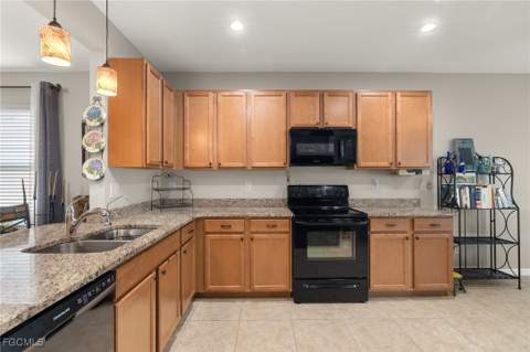 15259 Yellow Wood Dr, Alva FL - photo 7 of 39