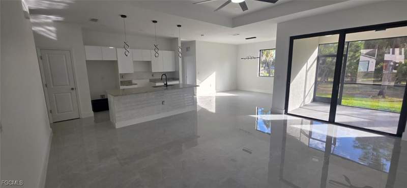 3 bedroom SingleFamilyResidence at 804 Calvin Ave, Lehigh Acres, Lehigh Acres — photo 4