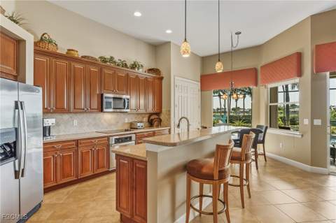 5675 Whispering Willow Way, Fort Myers FL - photo 8 of 39