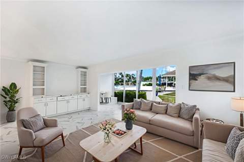 222 Harbour Dr 114, Naples FL - photo 12 of 47
