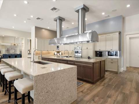 656 Hickory Rd, Naples FL - photo 11 of 50