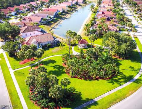 102 Palm Frond Ct, Naples FL - photo 14 of 22