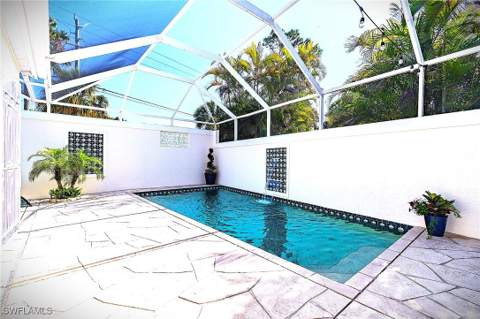 102 Palm Frond Ct, Naples FL - photo 16 of 22