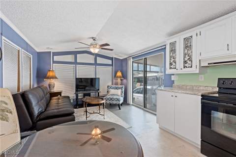5756 Pink Panther Dr, Fort Myers FL - photo 6 of 41
