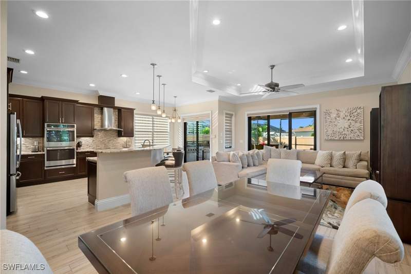 3 bedroom SingleFamilyResidence at 699 98th Ave N, Naples Park, Naples — photo 4