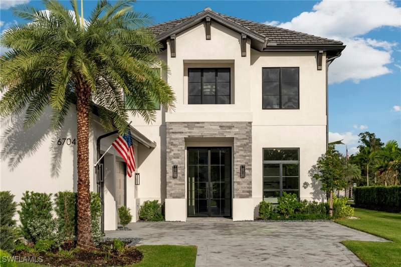 5 bedroom SingleFamilyResidence at 6704 Newport Rd, Palisades, Naples — photo 3