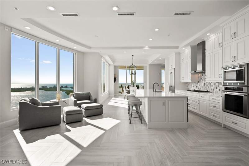 4 bedroom Condominium at 4971 Bonita Bay Blvd Ph2503, Seaglass At Bonita Bay, Bonita Springs — photo 3
