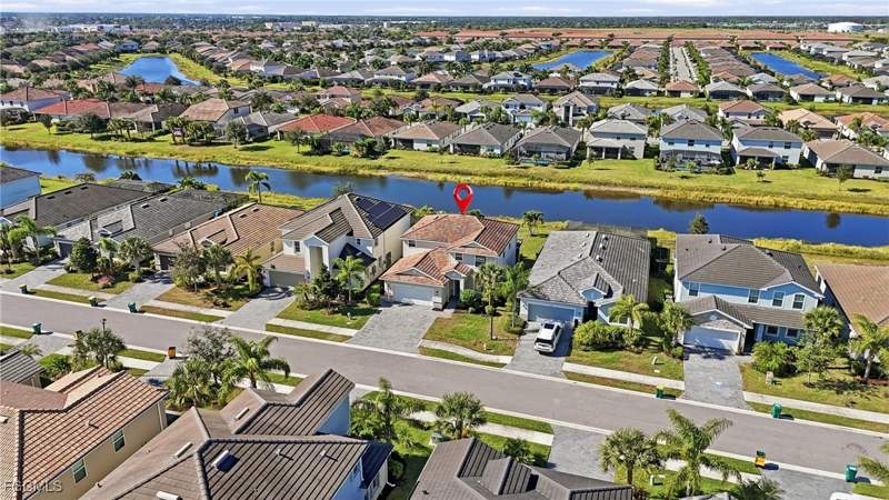 5 bedroom SingleFamilyResidence at 2169 Clementine St, Orange Blossom Ranch, Naples — photo 2