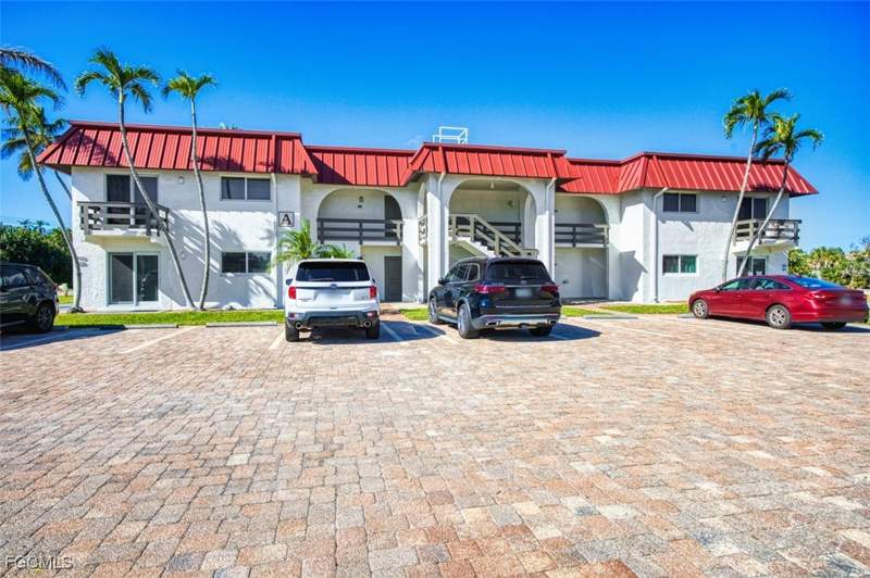 1 bedroom Condominium at 1610 Middle Gulf Dr A3, Spanish Cay Condo, Sanibel — photo 2