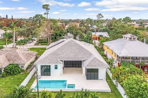 1317 Cypress Woods Dr, Naples FL - photo 22 of 24