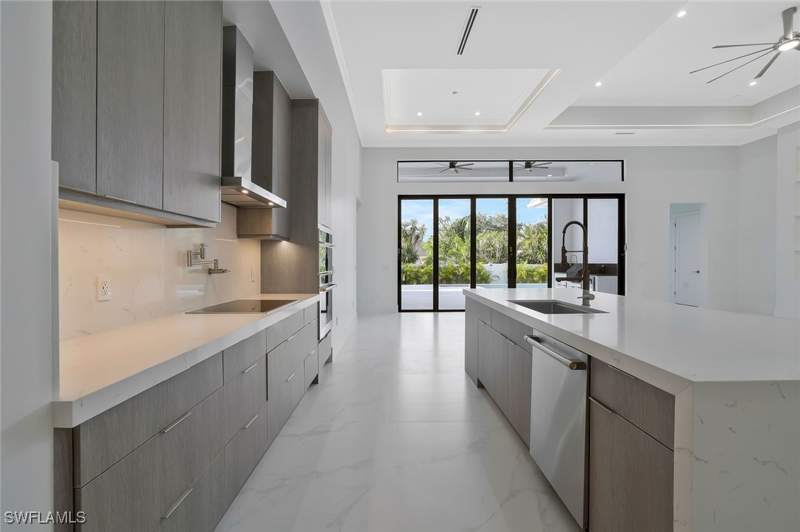 4 bedroom SingleFamilyResidence at 1317 Cypress Woods Dr, Cypress Woods Estates, Naples — photo 4