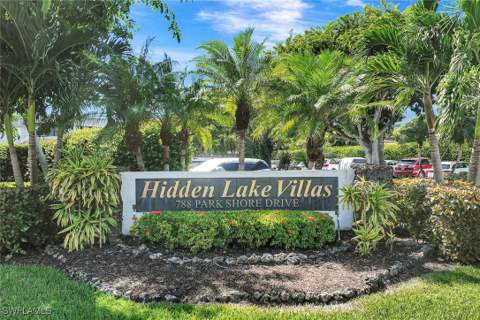 788 Park Shore Dr E39, Naples FL - photo 6 of 35