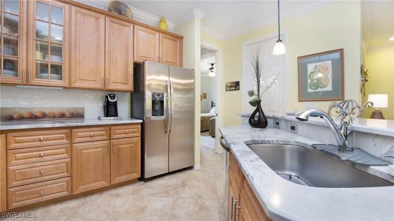 3 bedroom Condominium at 9066 Albion Ln N 5104, Ole, Naples — photo 5