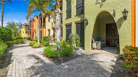 9066 Albion Ln N 5104, Naples FL - photo 8 of 47