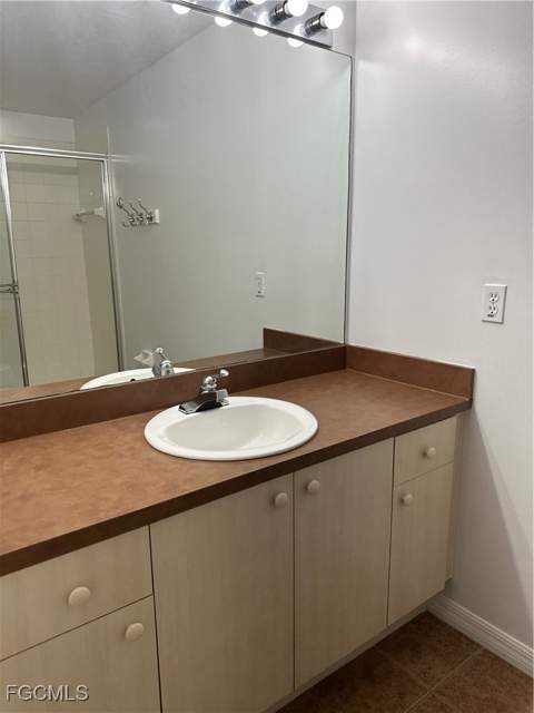 4225 Bellasol Cir 1612, Fort Myers FL - photo 7 of 14