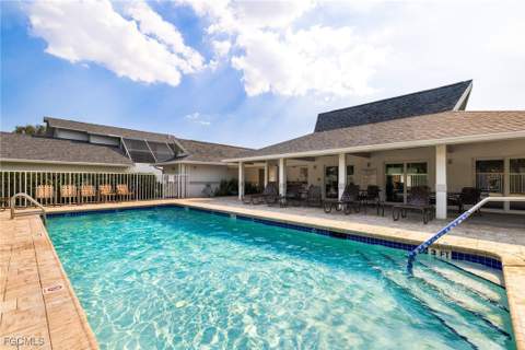 13670 Abbey Dr 4, Fort Myers FL - photo 18 of 21