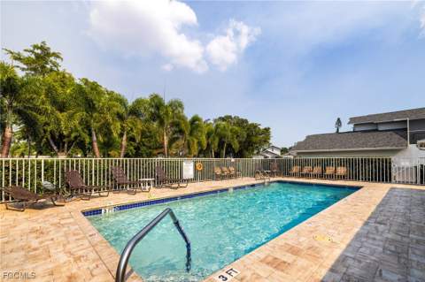 13670 Abbey Dr 4, Fort Myers FL - photo 19 of 21