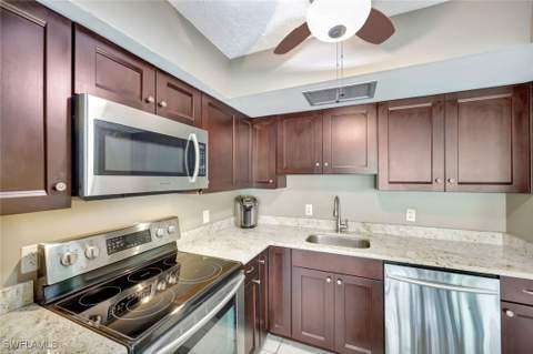 15 Bob O Link Ct 15B, Naples FL - photo 13 of 21