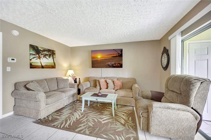 1 bedroom Condominium at 15 Bob O Link Ct 15B, Naples Bath And Tennis Club, Naples — photo 4