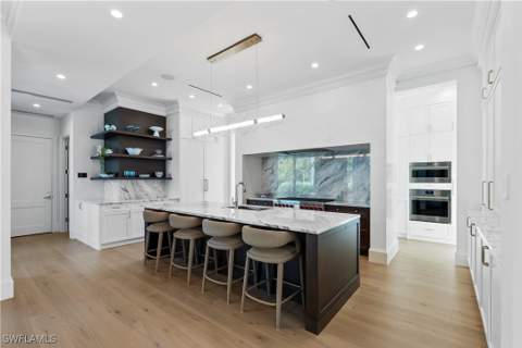 285 Central Ave, Naples FL - photo 11 of 39