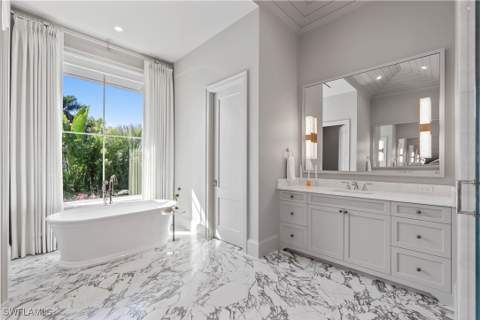 285 Central Ave, Naples FL - photo 18 of 39