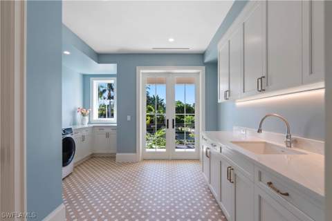 285 Central Ave, Naples FL - photo 22 of 39