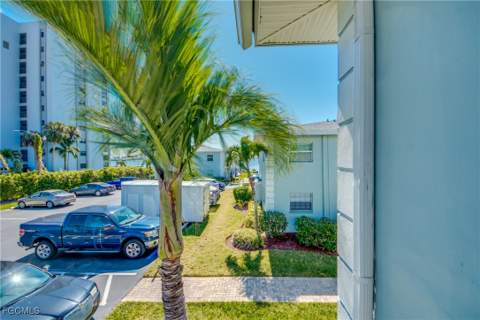3324 N Key Dr 5, North Fort Myers FL - photo 7 of 37