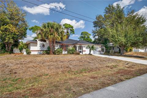 11225 Rabun Gap Dr NW, North Fort Myers FL - photo 9 of 41