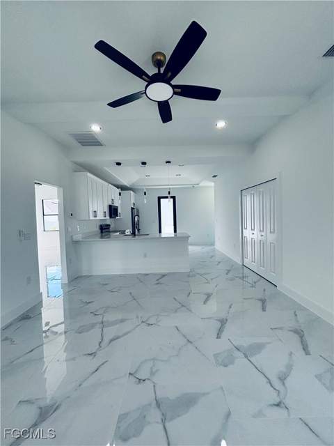 582 Eisenhower Blvd, Lehigh Acres FL - photo 14 of 35