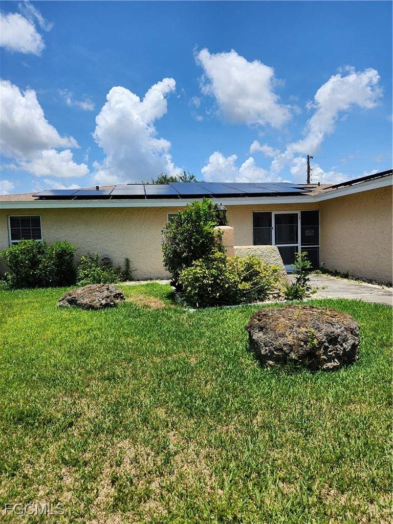 3 bedroom SingleFamilyResidence at 207 SE 47th TER, CAPE CORAL, Cape Coral — photo 1