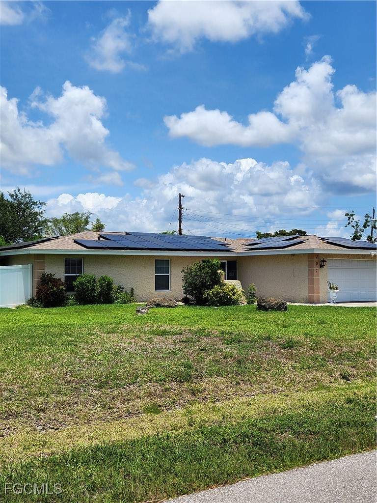 3 bedroom SingleFamilyResidence at 207 SE 47th TER, CAPE CORAL, Cape Coral — photo 4