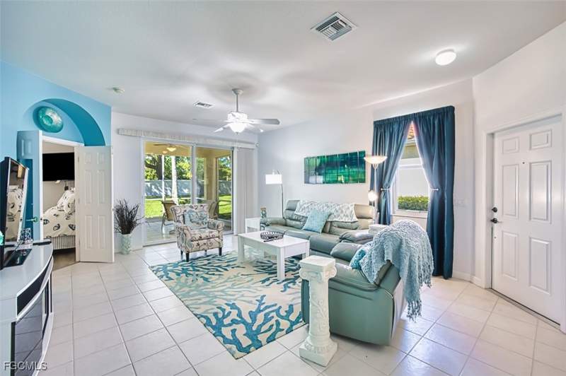 2 bedroom Attached at 13616 Gulf Breeze St, Reflection Lakes, Fort Myers — photo 4