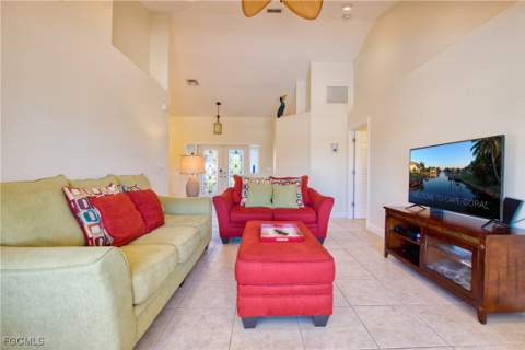 3208 SE 5th Ave, Cape Coral FL - photo 10 of 44