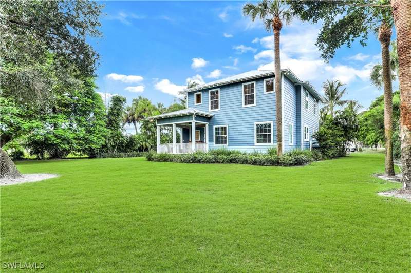 4 bedroom SingleFamilyResidence at 11420/11422 Dean St, Bonita Springs, Bonita Springs — photo 5
