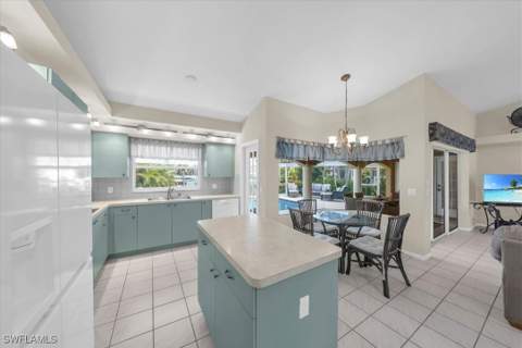 2569 SW 27th Ave, Cape Coral FL - photo 10 of 40
