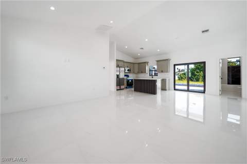 2458 NW 9th Ter, Cape Coral FL - photo 11 of 38